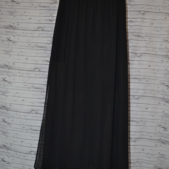 5/$25 XS F21 Maxi Skirt with Mini Under Skirt - Picture 1 of 7